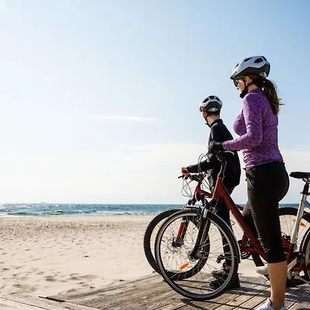 Apartman Right By The Sea,