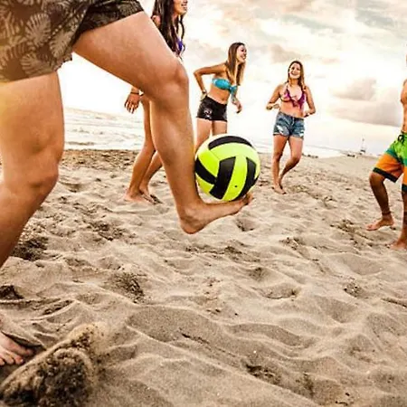 Right By The Sea, * Ustronie Morskie